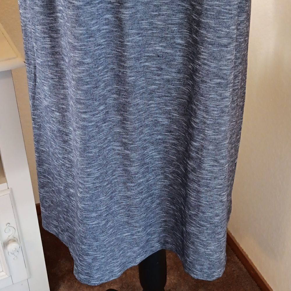 Max Edition Knit Dress - Picture 7 of 11